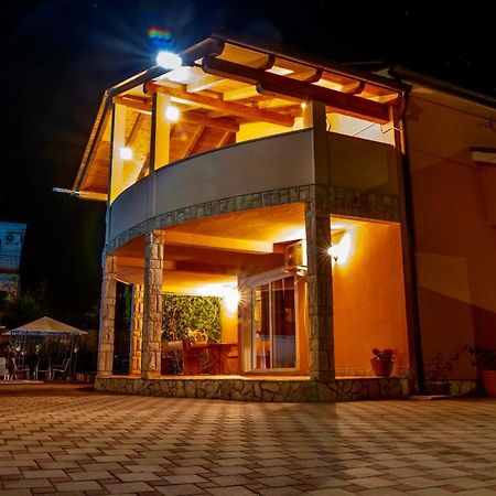 Villa Anita Póla Kültér fotó