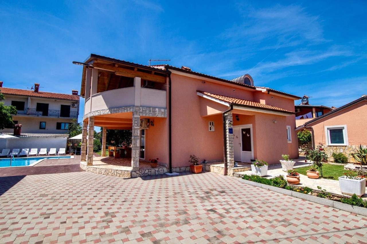 Villa Anita Póla Kültér fotó